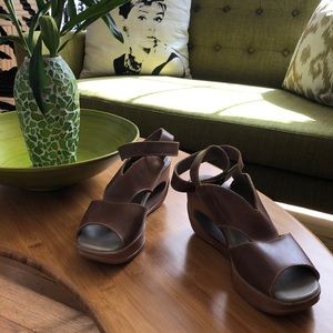Fly London Brown Oiled Leather Sandals 40